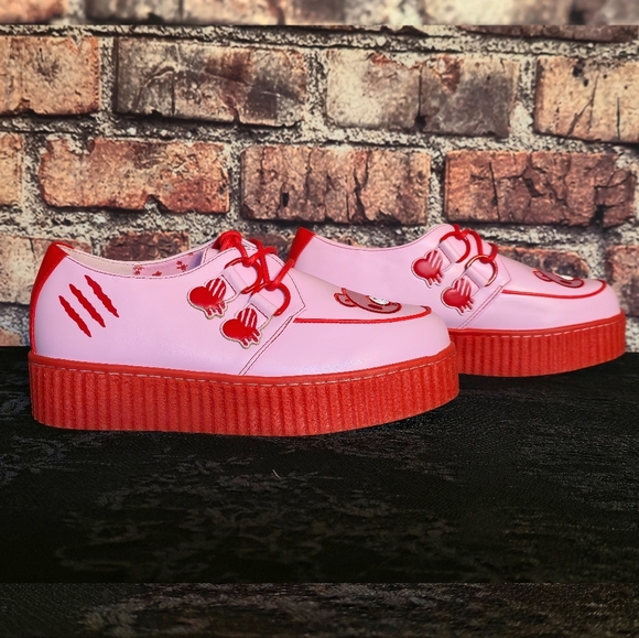 Pink and Red Platform Shoes with Cartoon Design - Picture 3 of 12